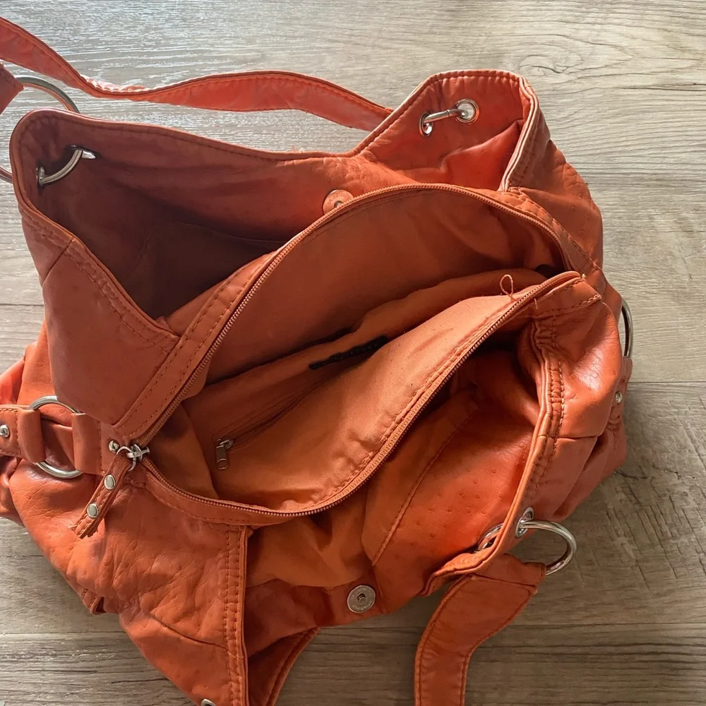 purse - Picture 4 of 4